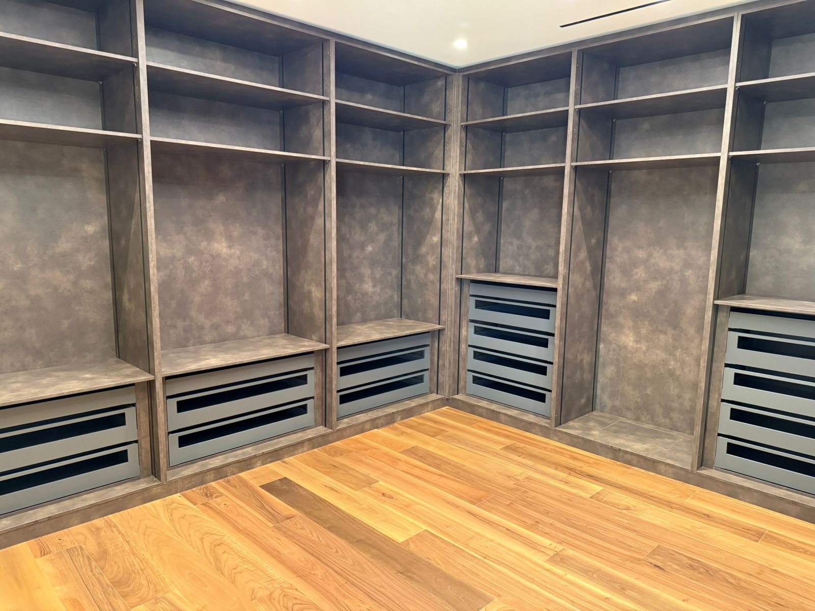 2025 06 01 at 18.09.29 (1)